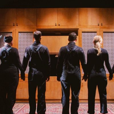 ruky velkosti orecha