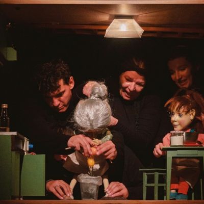 ruky velkosti orecha