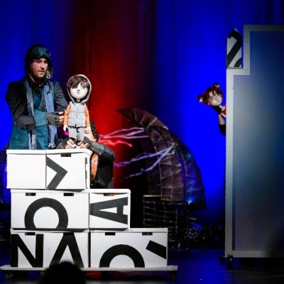 velka tovaren na slova